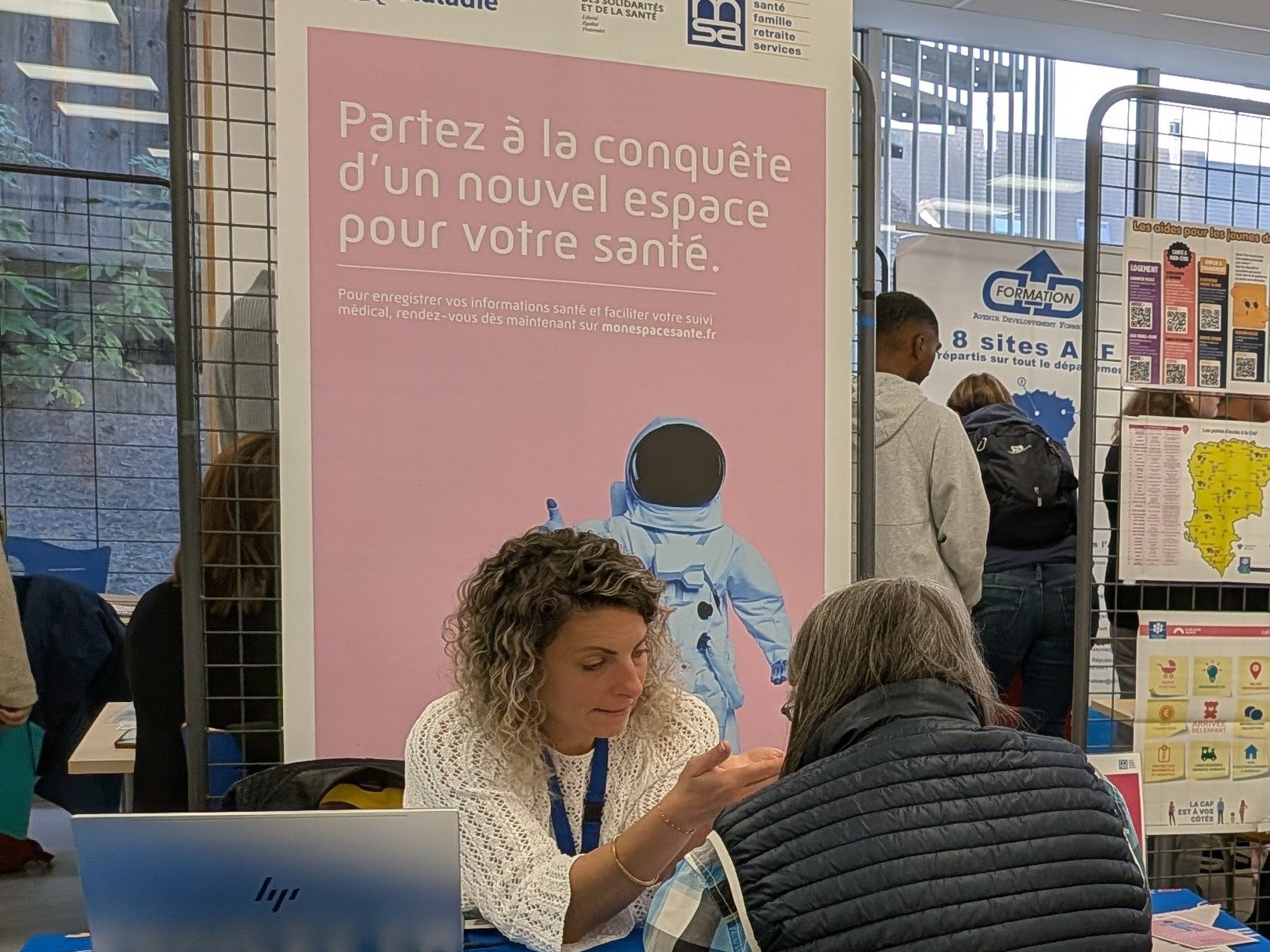 - Tous droits réservés <strong></strong> Tous droits réservés<small></small>